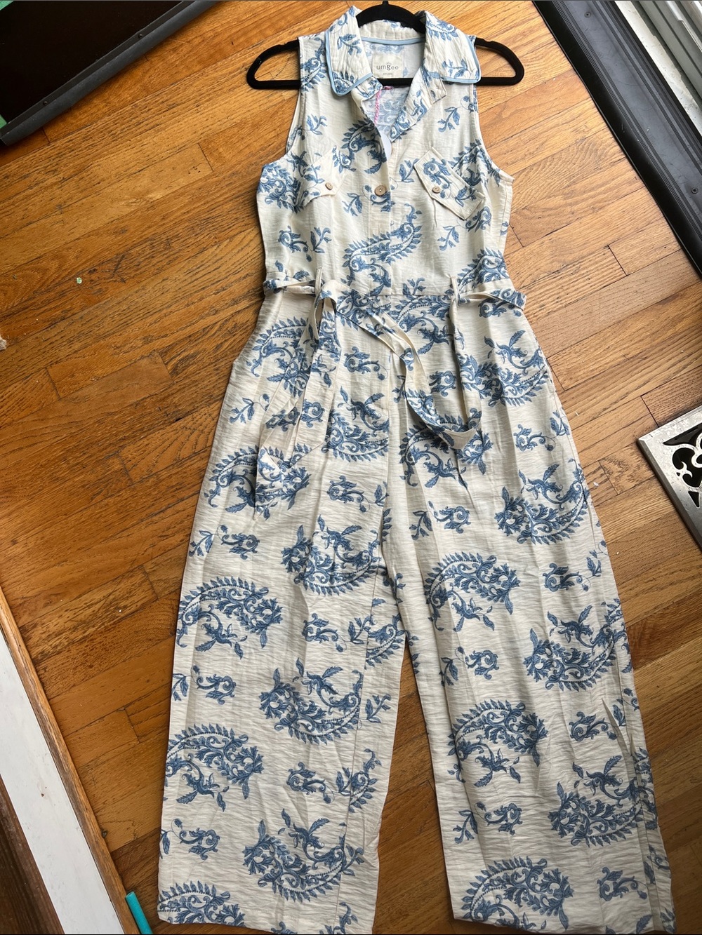 Umgee Cream Sleeveless Jumpsuit with Blue Floral Print -  small